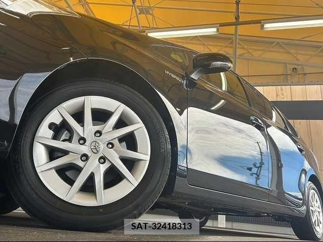 Toyota PRIUS ALPHA 2020-04 216934-10
