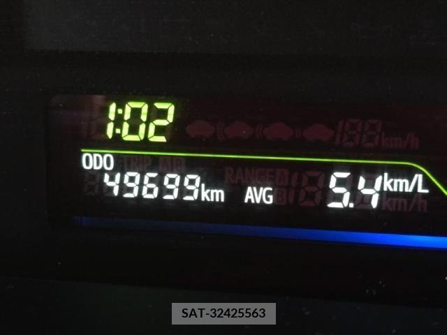 Toyota PRIUS ALPHA 2013-01 352444-28