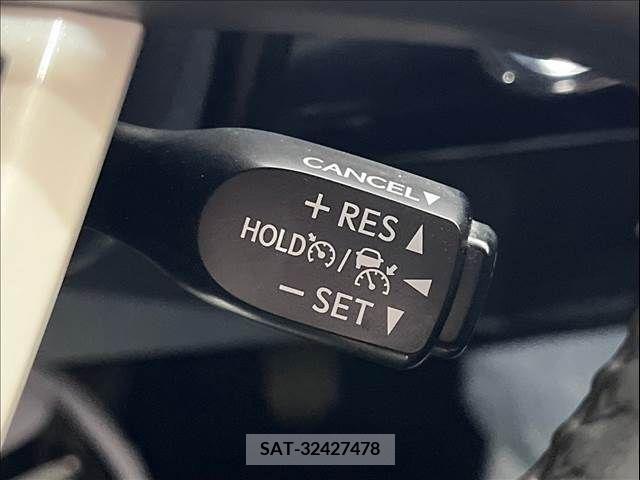Toyota PRIUS 2016-02 281926-4