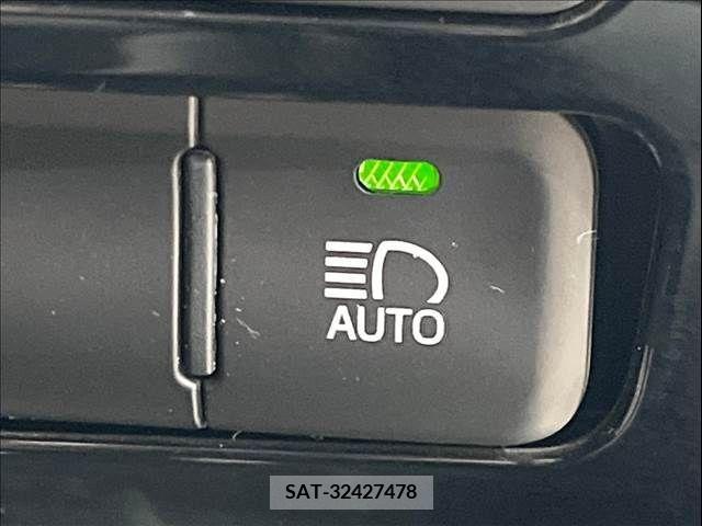 Toyota PRIUS 2016-02 281926-6