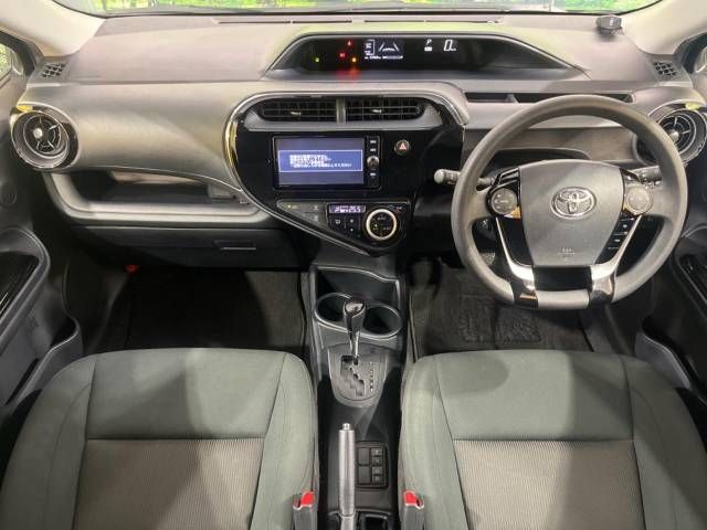 Toyota AQUA 2018-06 24128-1