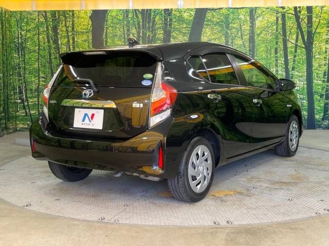 Toyota AQUA 2018-06 24128-17
