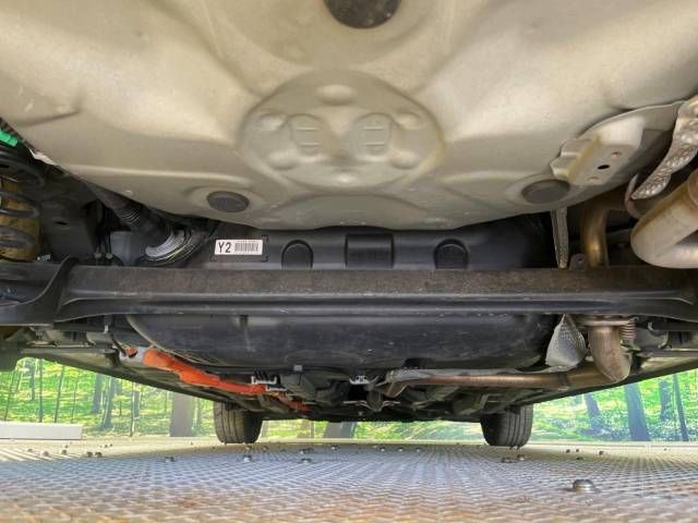 Toyota AQUA 2018-06 24128-19