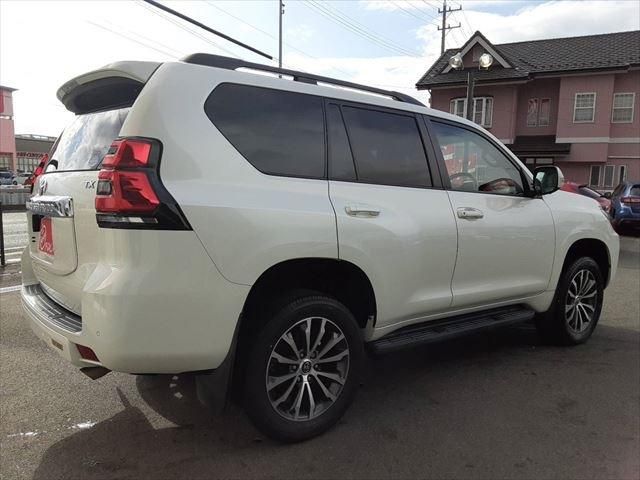 Toyota PRADO 2018-02 28540-4