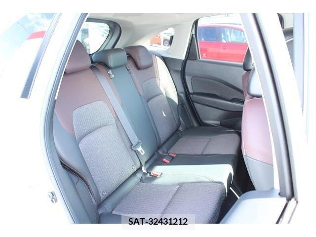 Nissan AURA 2021-09 261492-13