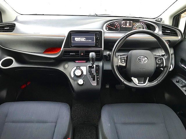 Toyota SIENTA 2016-08 27619-1