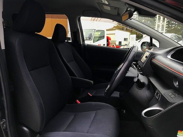 Toyota SIENTA 2016-08 27619-3