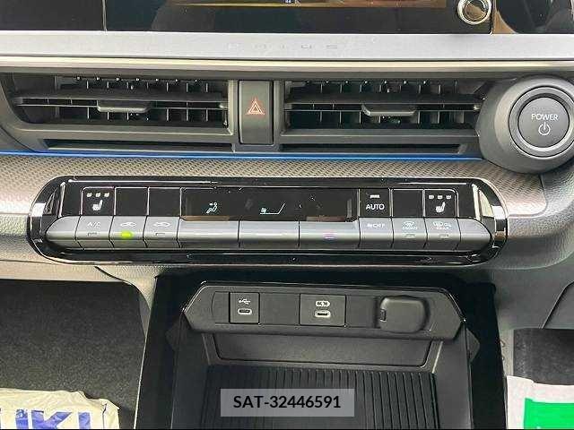 Toyota PRIUS 2024-03 230658-8