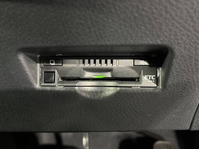 Toyota C-HR 2023-06 195144-6