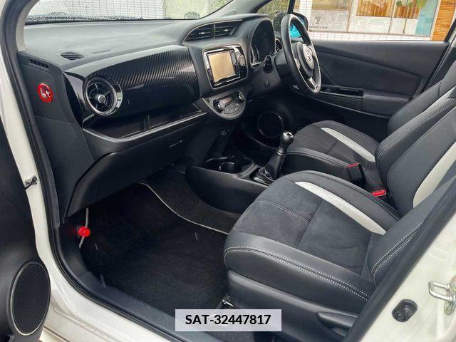 Toyota VITZ 2019-01 351323-14