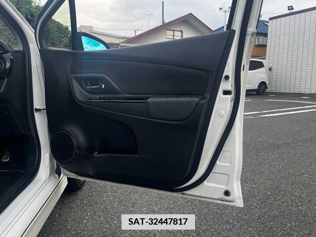 Toyota VITZ 2019-01 351323-11