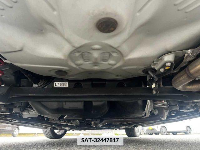 Toyota VITZ 2019-01 351323-23