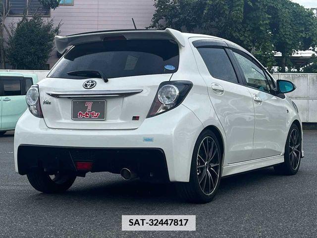 Toyota VITZ 2019-01 351323-28