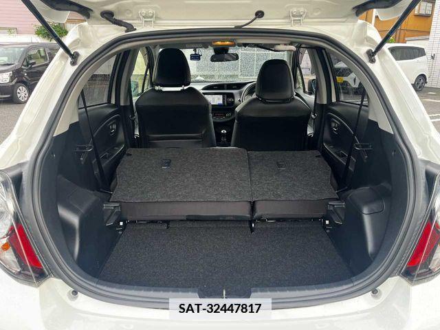 Toyota VITZ 2019-01 351323-22