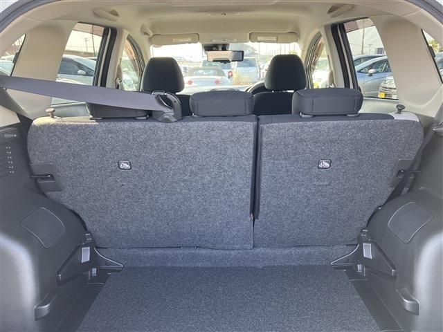 Nissan NOTE 2018-11 13768-10