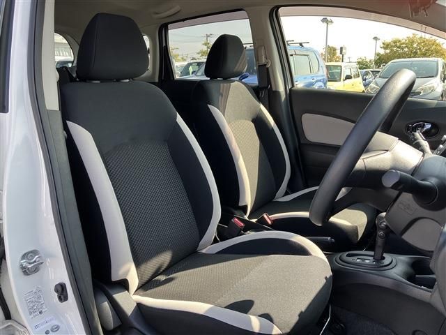 Nissan NOTE 2018-11 13768-6