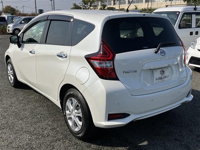 Nissan NOTE 2018-11 13768-19