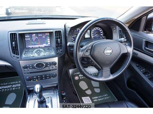 Nissan SKYLINE 2013-06 218019-3