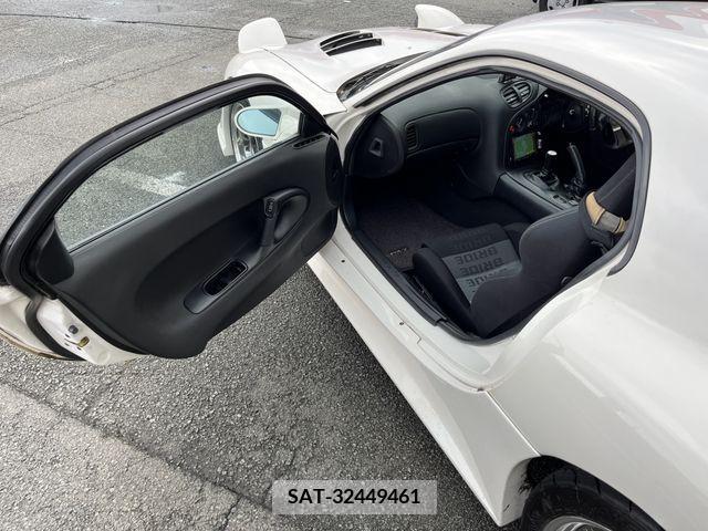 Mazda RX-7 1998-03 302577-11