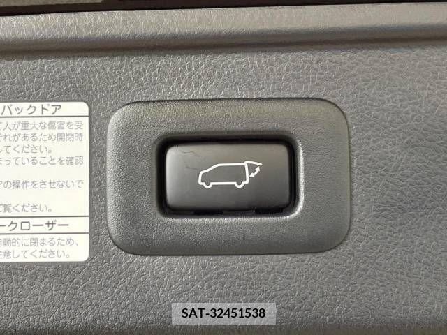 Toyota VELLFIRE 2018-08 332955-6