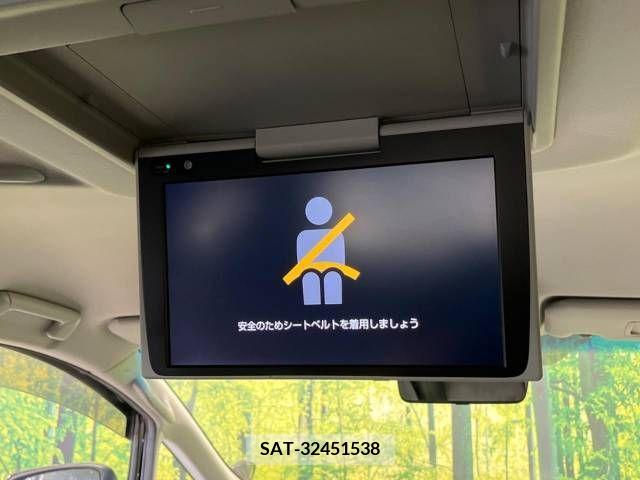 Toyota VELLFIRE 2018-08 332955-2