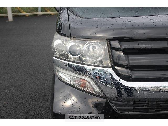 Honda N BOX CUSTOM 2017-03 365068-9
