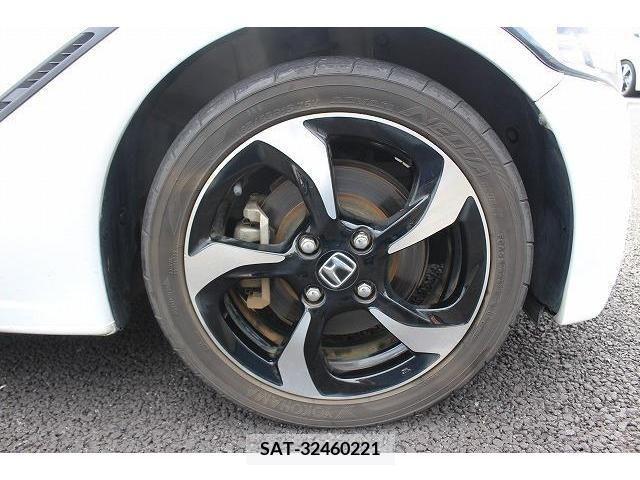 Honda S660 2017-06 216715-11