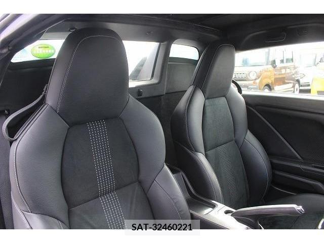 Honda S660 2017-06 216715-12