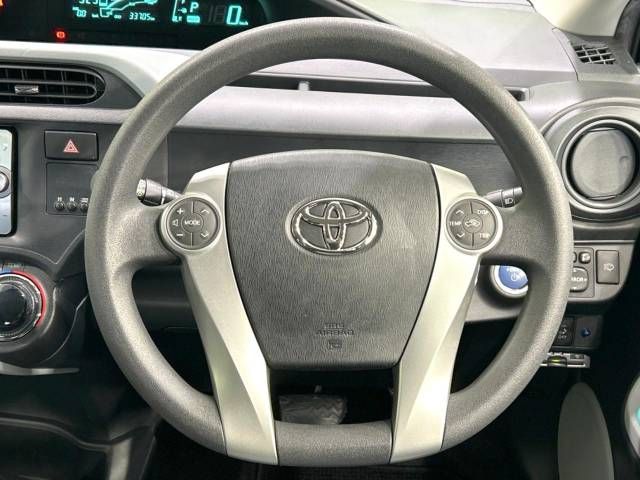 Toyota AQUA 2012-03 20981-11
