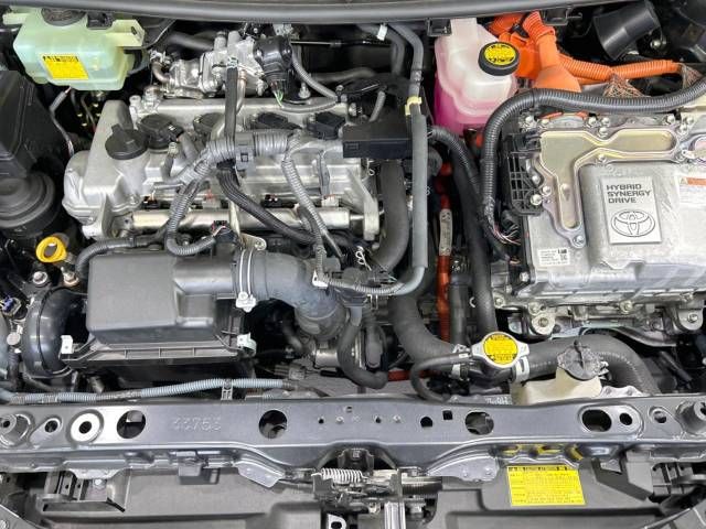 Toyota AQUA 2012-03 20981-18