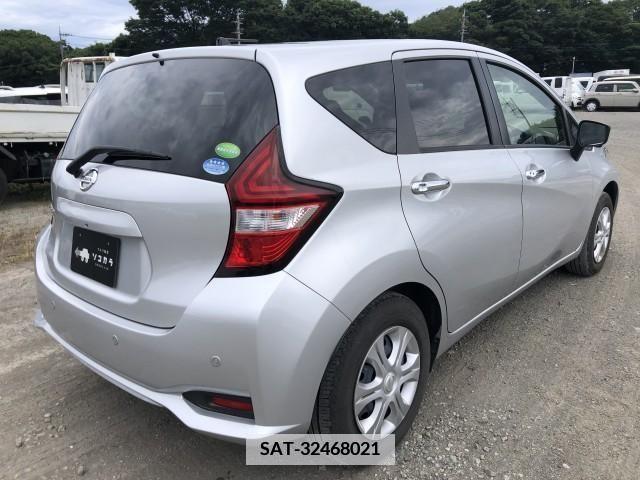 Nissan NOTE 2019-02 365359-5