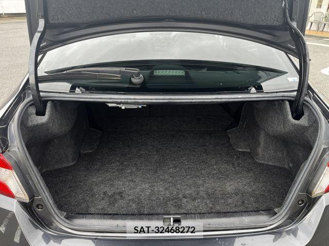 Subaru WRX STI 2018-04 290260-13