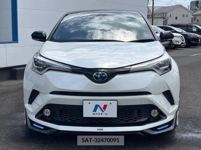Toyota C-HR 2017-10 357765-14
