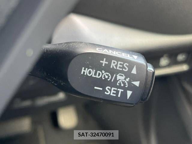 Toyota C-HR 2017-10 357765-5