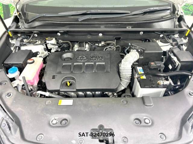 Toyota HARRIER 2015-10 378719-18