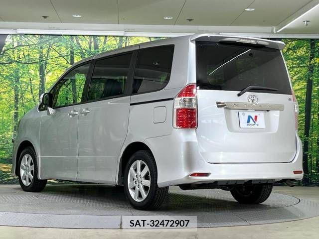 Toyota NOAH 2008-05 365127-17