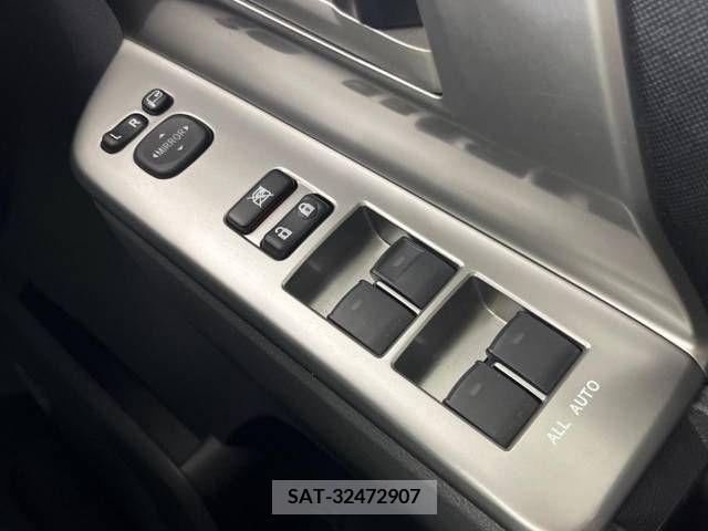 Toyota NOAH 2008-05 365127-6