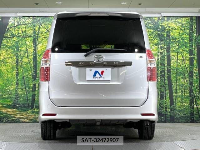 Toyota NOAH 2008-05 365127-15