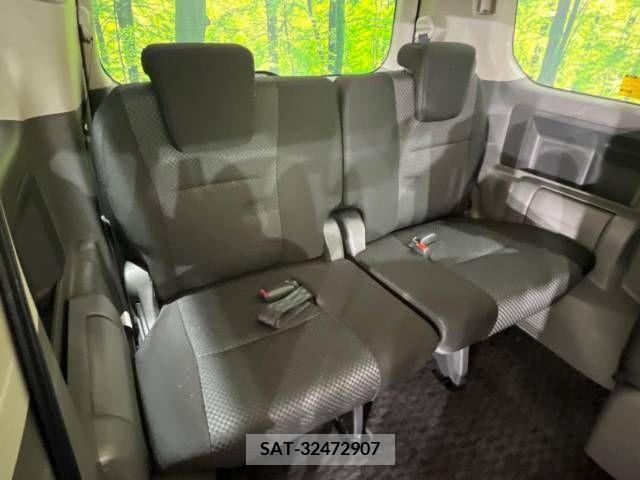 Toyota NOAH 2008-05 365127-10