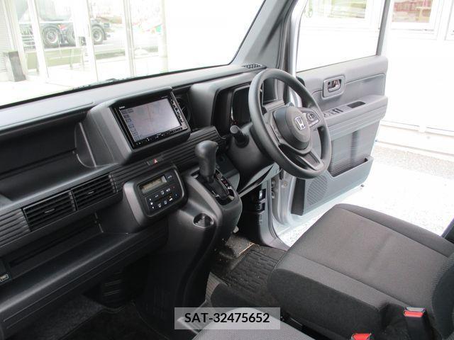 Honda N-VAN 2019-08 246148-12