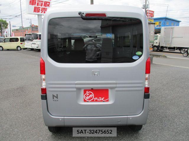Honda N-VAN 2019-08 246148-4