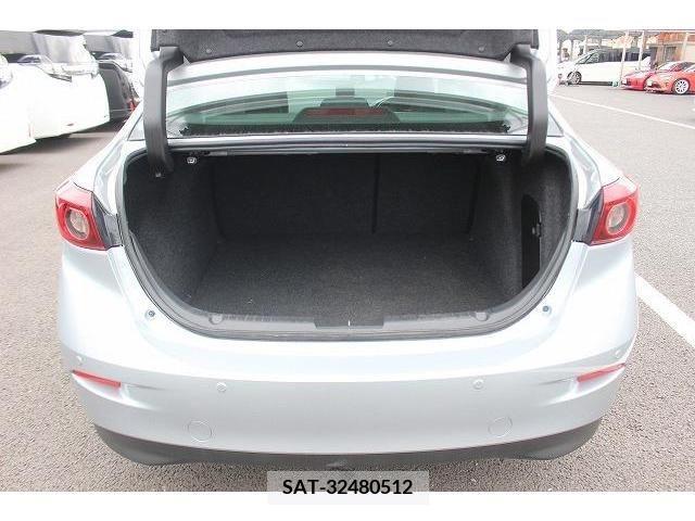 Mazda AXELA 2017-02 236763-16