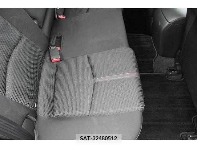 Mazda AXELA 2017-02 236763-13