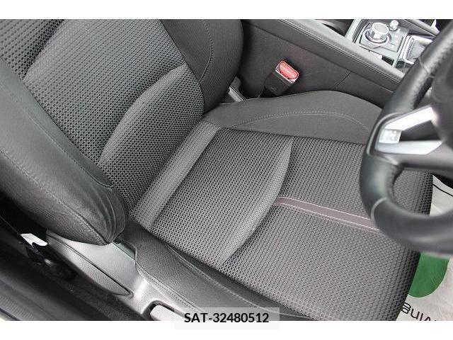 Mazda AXELA 2017-02 236763-12