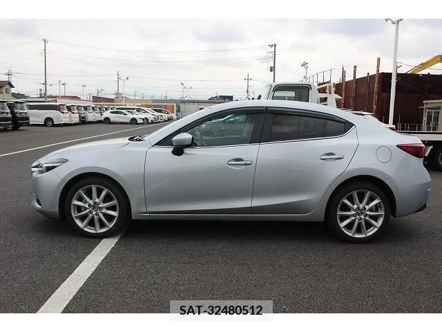 Mazda AXELA 2017-02 236763-6