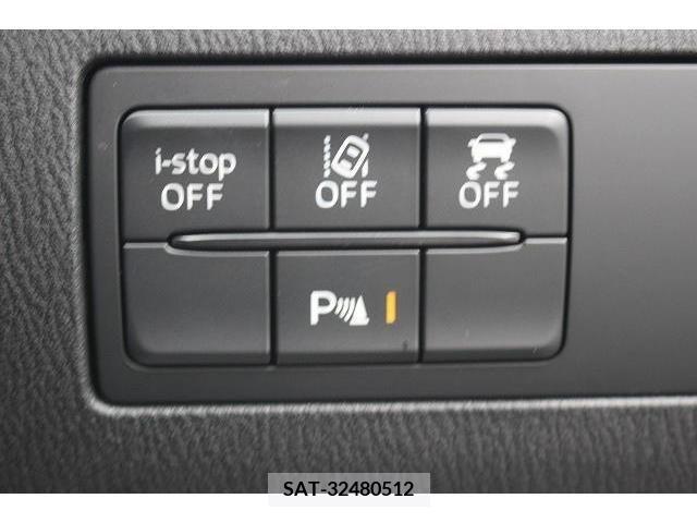 Mazda AXELA 2017-02 236763-3
