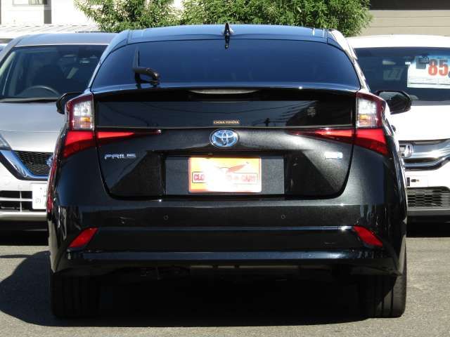 Toyota PRIUS 2022-06 21078-2