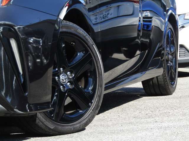 Toyota PRIUS 2022-06 21078-17