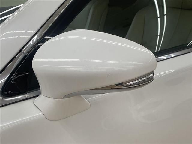 Lexus LS 2012-11 8344-12