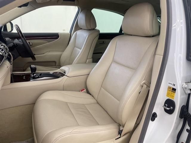 Lexus LS 2012-11 8344-21